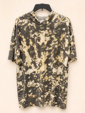 LuLaRoe Frankie Hooded Tee Charcoal Gray Acid Wash Bleach Splatter L NWT